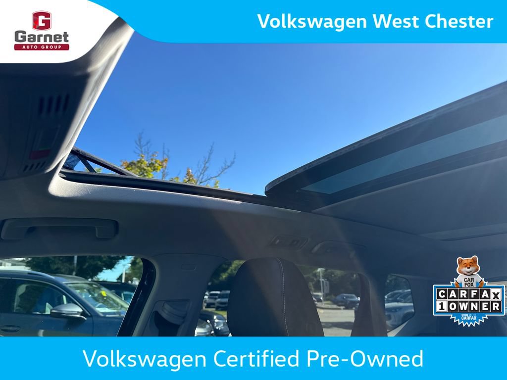 Certified 2025 Volkswagen Taos SEL AWD/4WD image 26