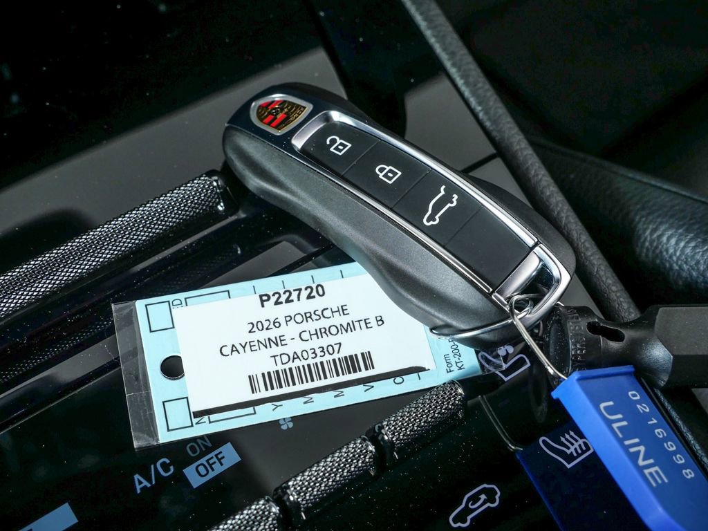 New 2026 Porsche Cayenne image 34