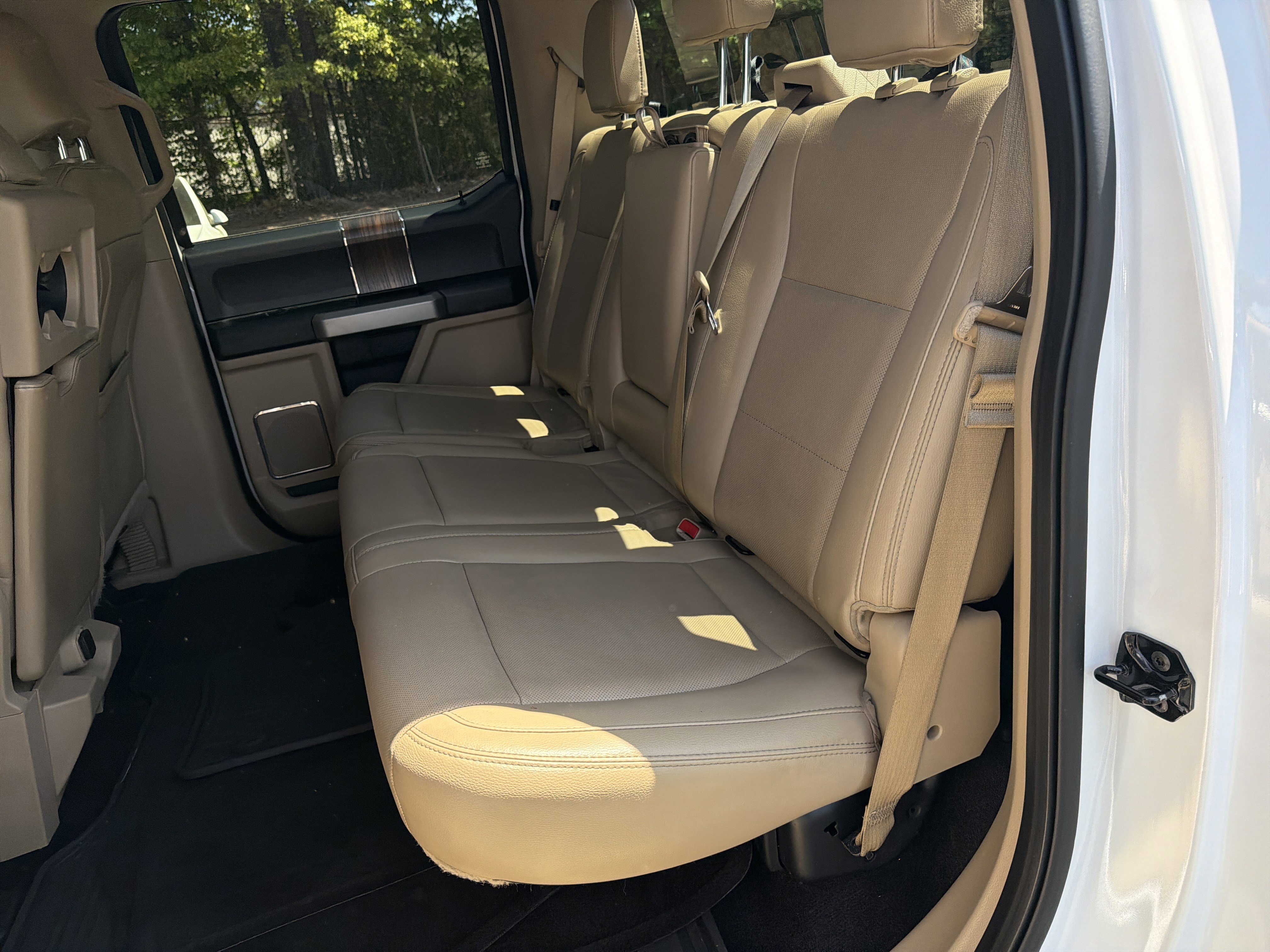 Used 2015 Ford F150 Lariat w/ Trailer Tow Package AWD/4WD image 24