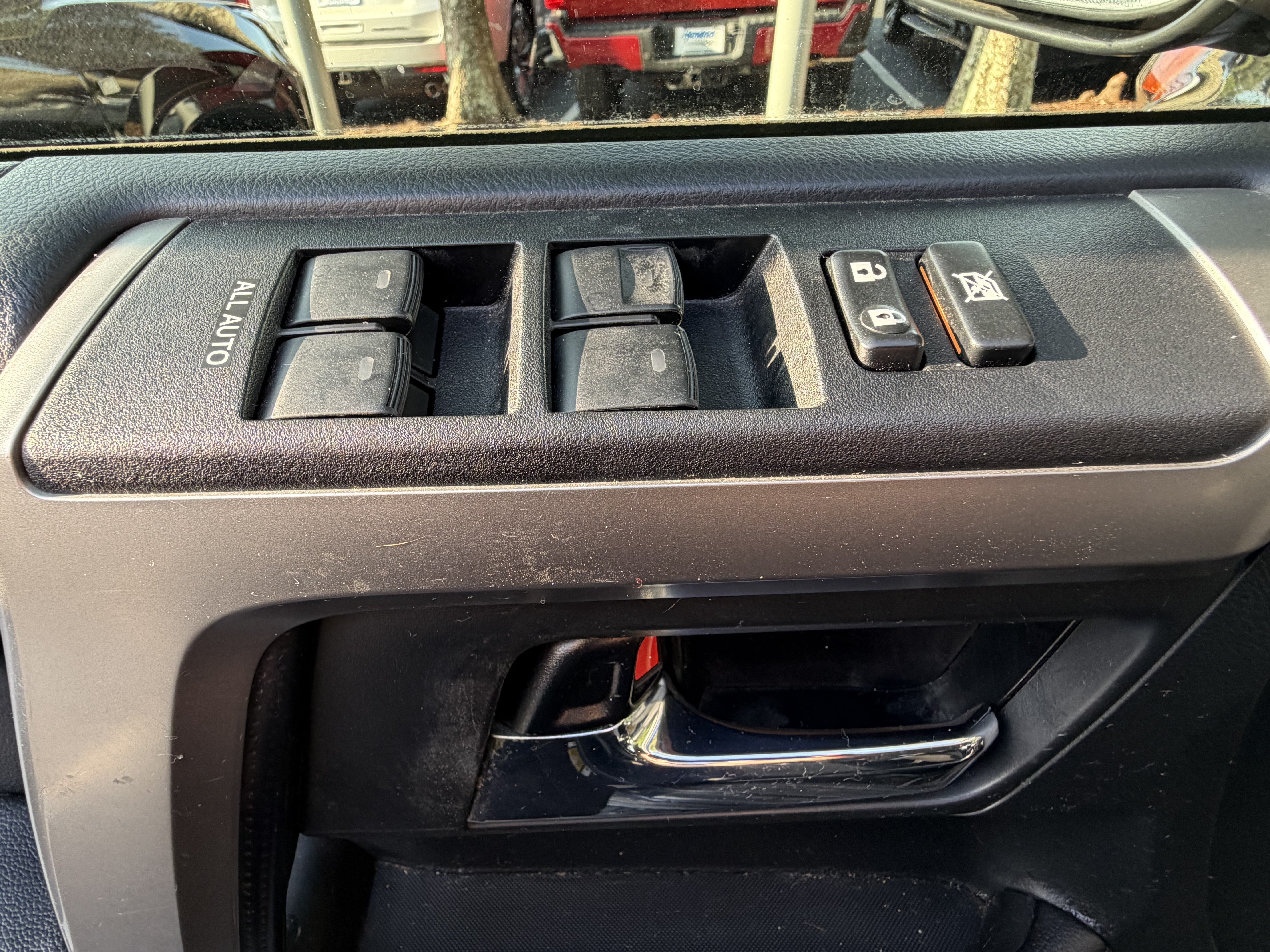 Used 2016 Toyota 4Runner SR5 AWD/4WD image 14