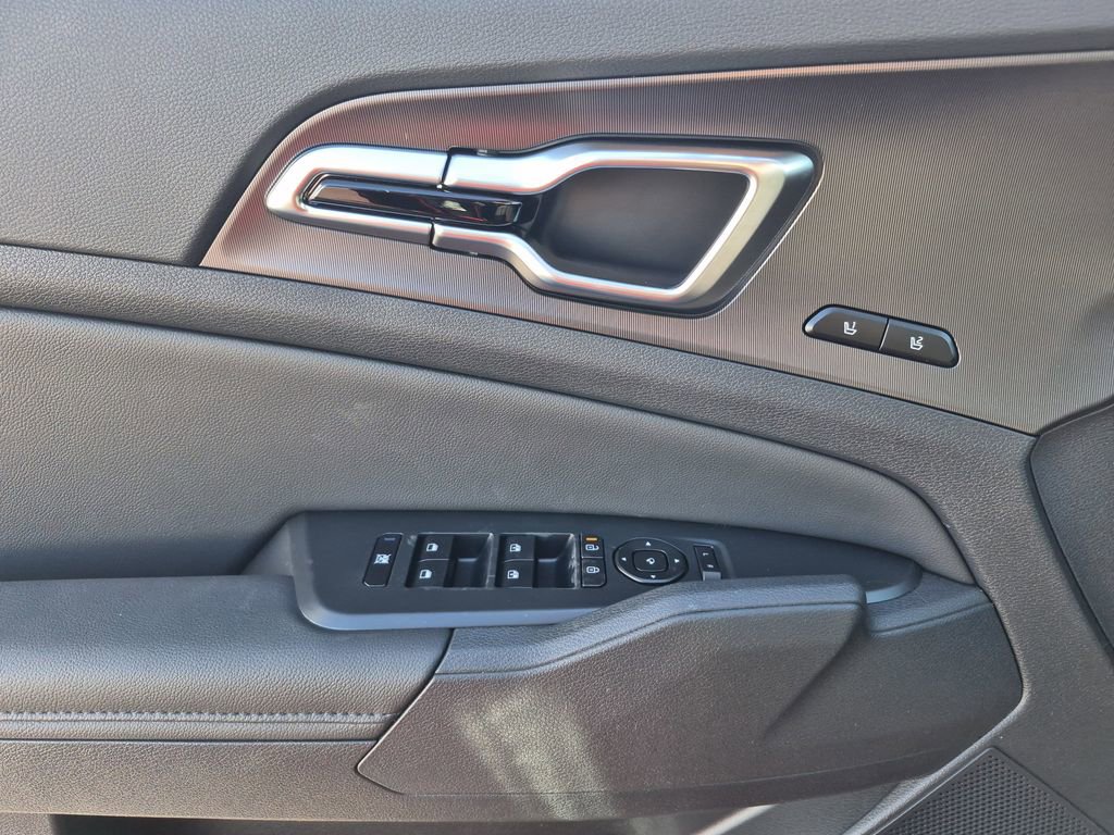 New 2026 Kia Sportage SX image 6