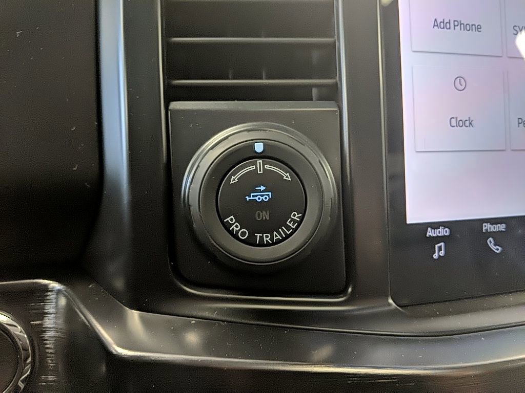 New 2026 Ford F250 Lariat w/ Black Appearance Package image 29