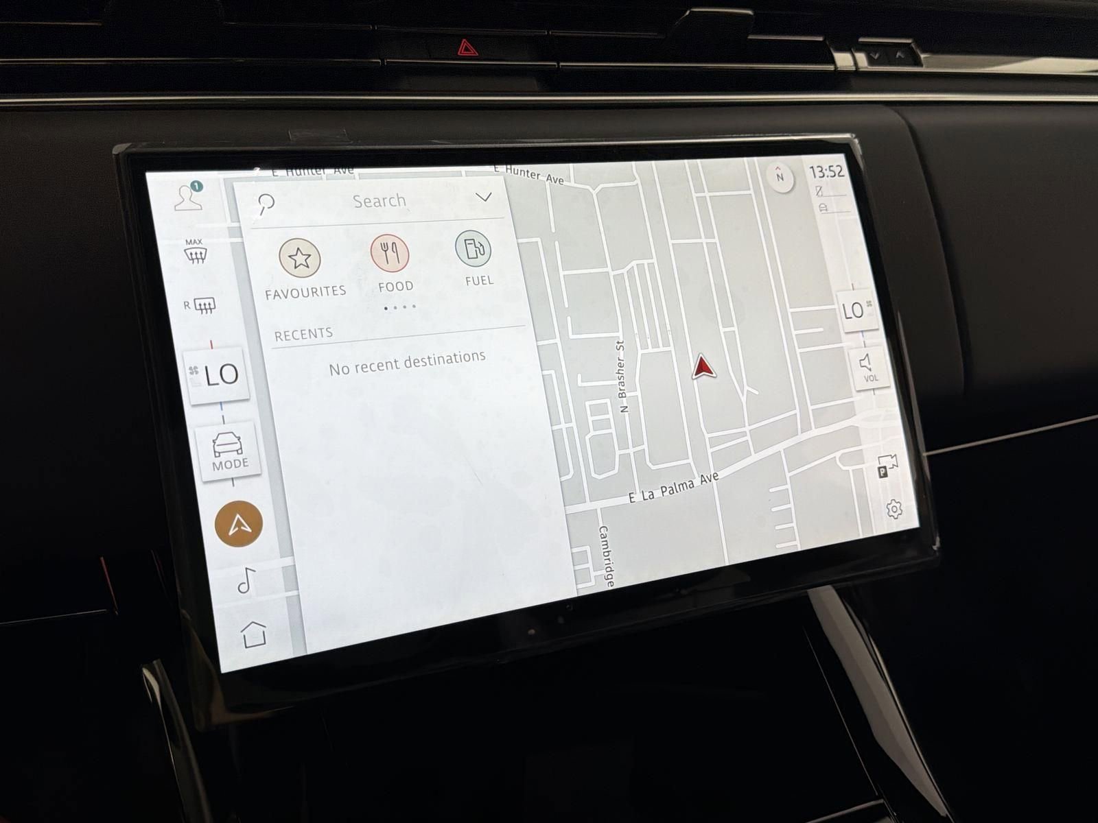 New 2026 Land Rover Range Rover Sport SE image 14