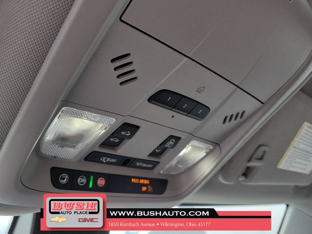 Used 2022 Chevrolet Equinox Premier FWD image 32