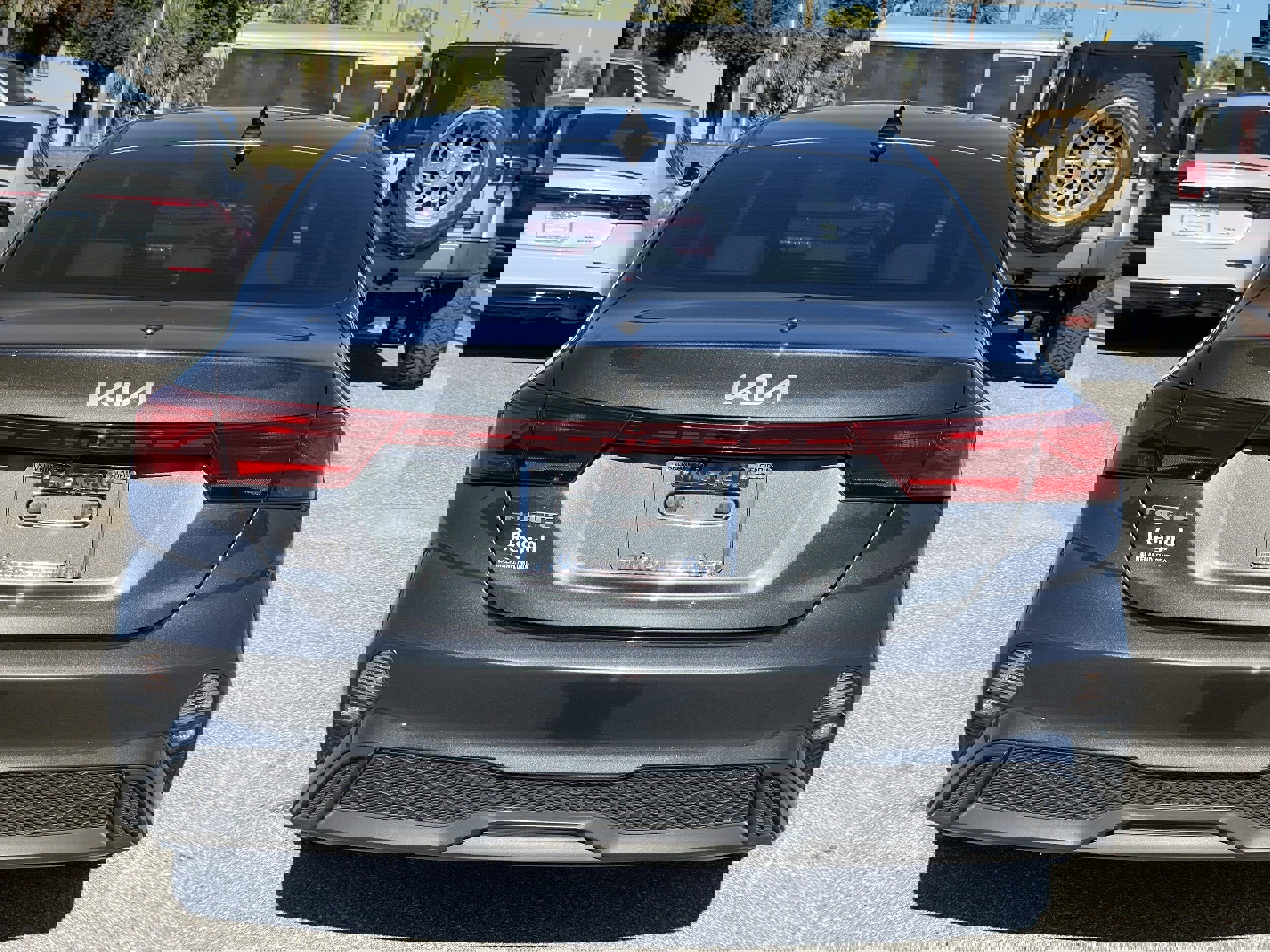 Used 2022 Kia Forte LXS image 5