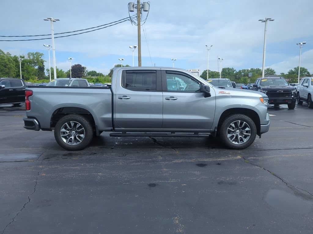 Certified 2025 Chevrolet Silverado 1500 RST w/ Convenience Package II AWD/4WD image 12