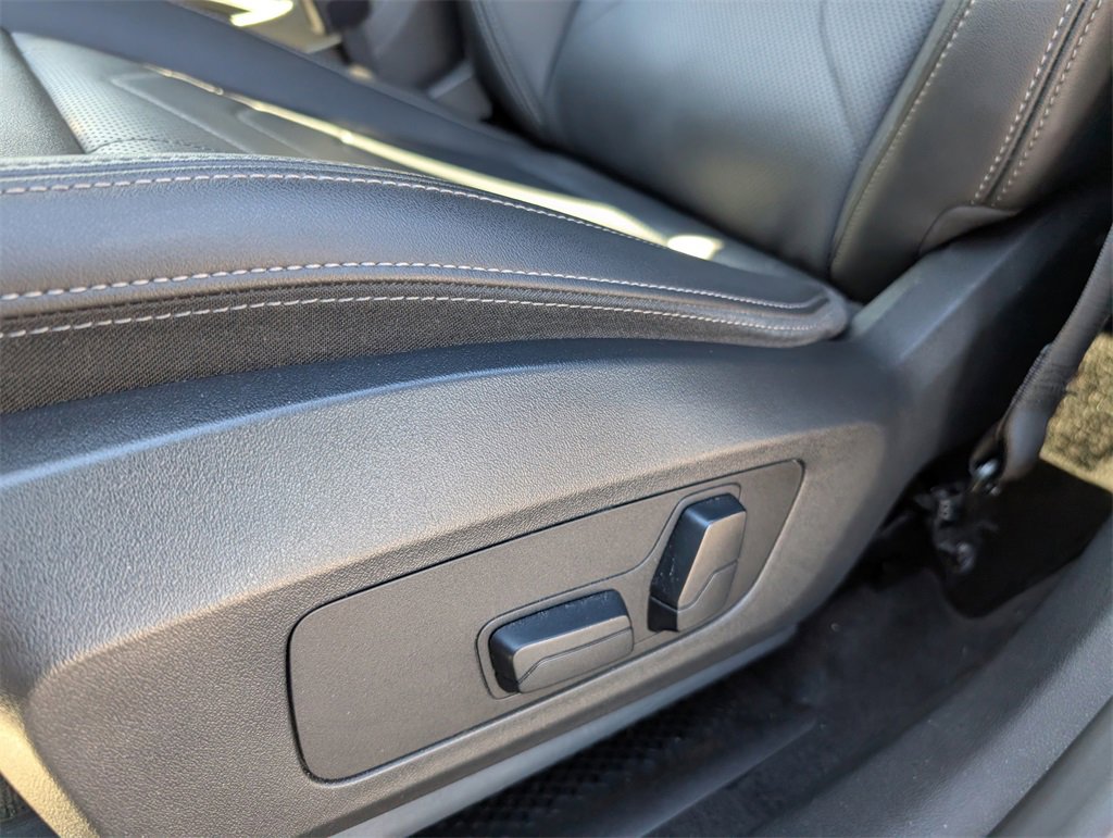 Used 2024 BMW X1 xDrive28i image 10