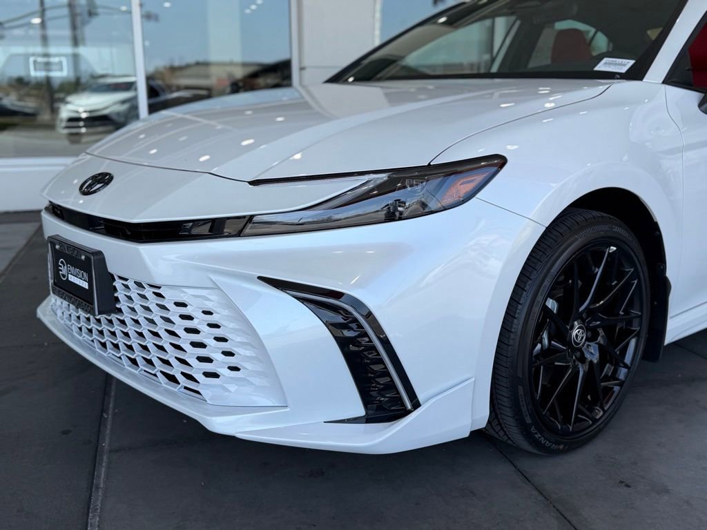 New 2026 Toyota Camry XSE AWD/4WD image 3