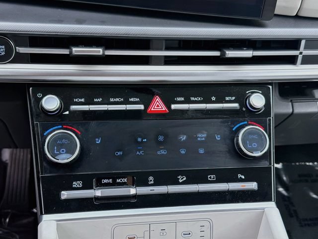 Certified 2026 Hyundai Santa Fe SEL FWD image 15