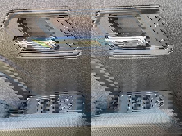 New 2026 GMC Canyon Elevation w/ Convenience Package image 17