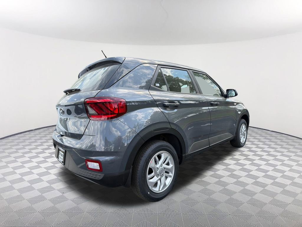 New 2026 Hyundai Venue SE image 5