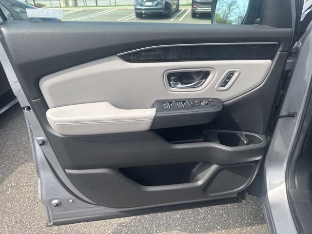 Used 2023 Honda Pilot Elite image 22