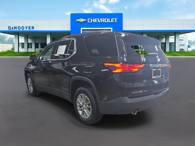 Used 2023 Chevrolet Traverse LT w/ Rear Camera Mirror Package AWD/4WD image 9