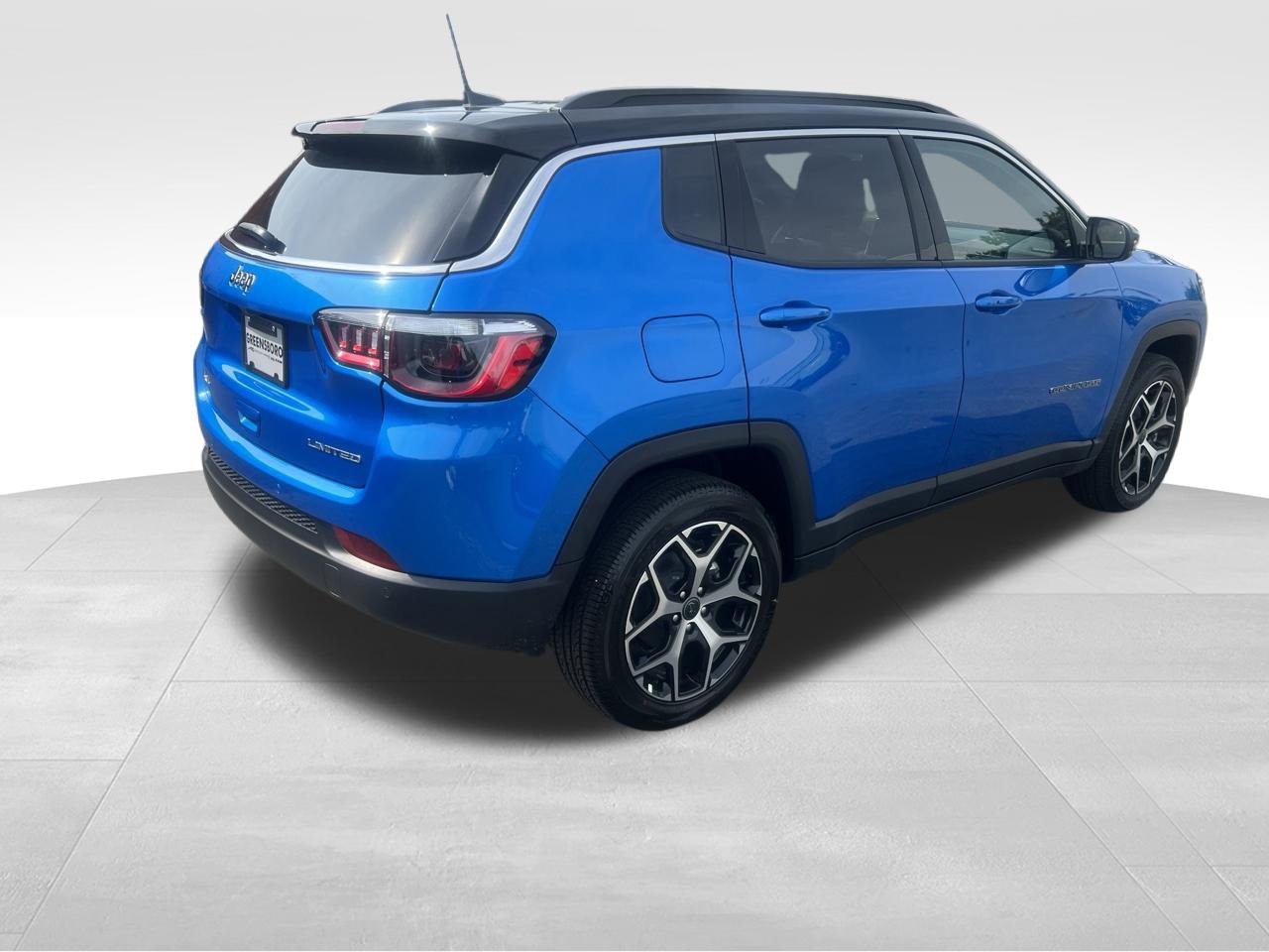 New 2026 Jeep Compass Limited AWD/4WD image 5