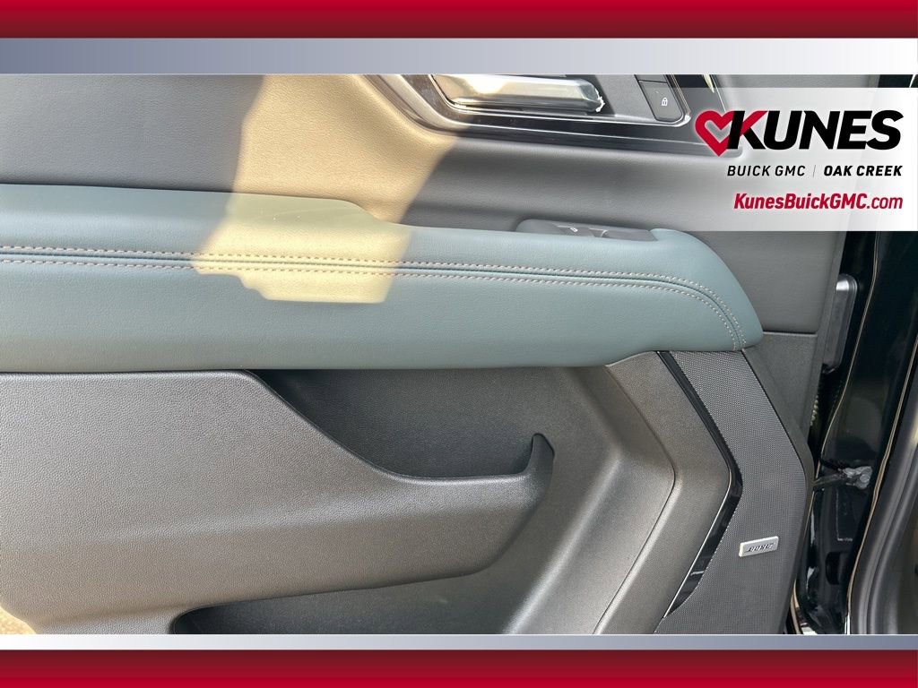 New 2026 GMC Yukon AT4 w/ AT4 Premium Plus Package image 31