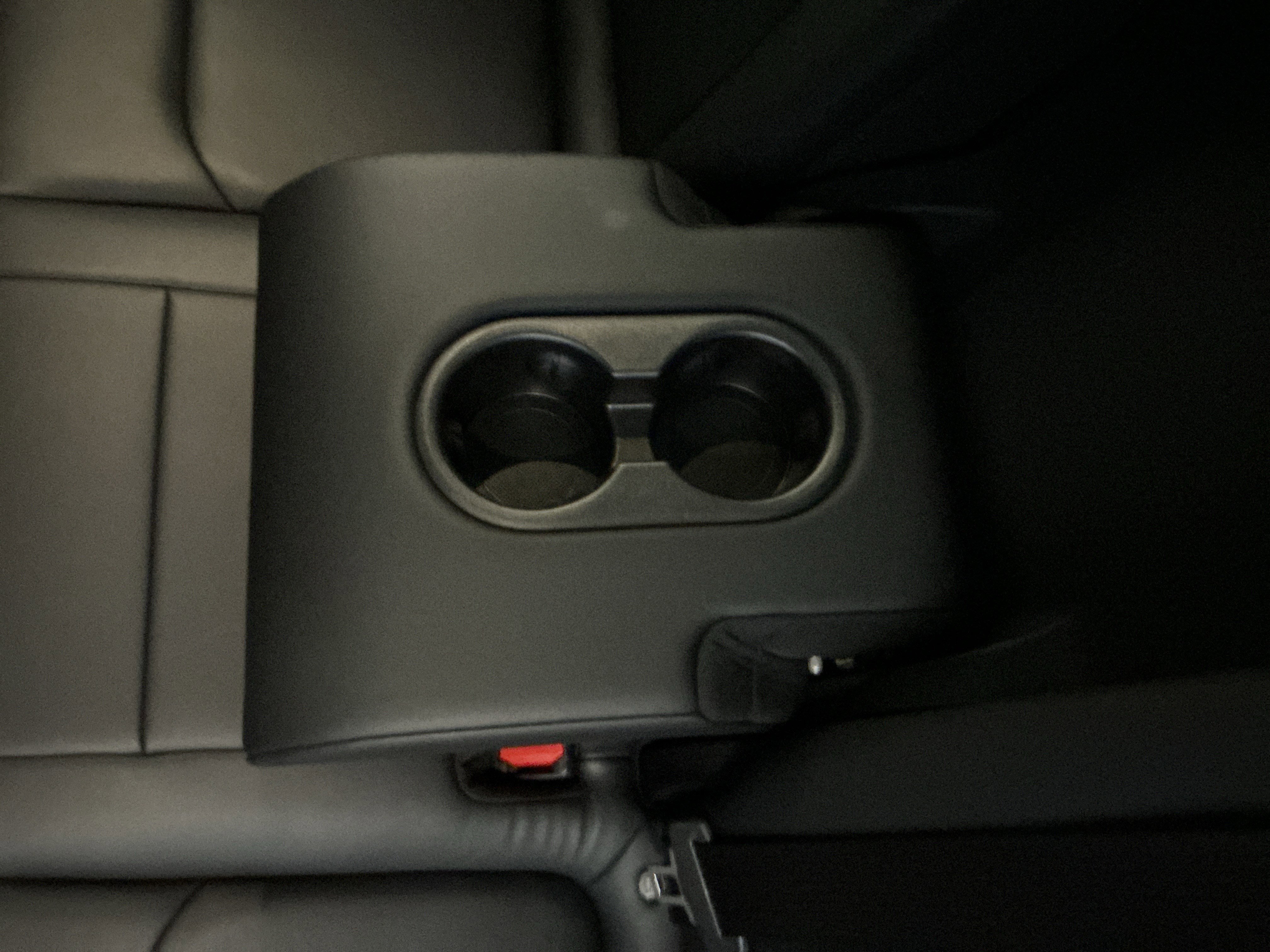 Used 2022 Tesla Model Y Performance image 28