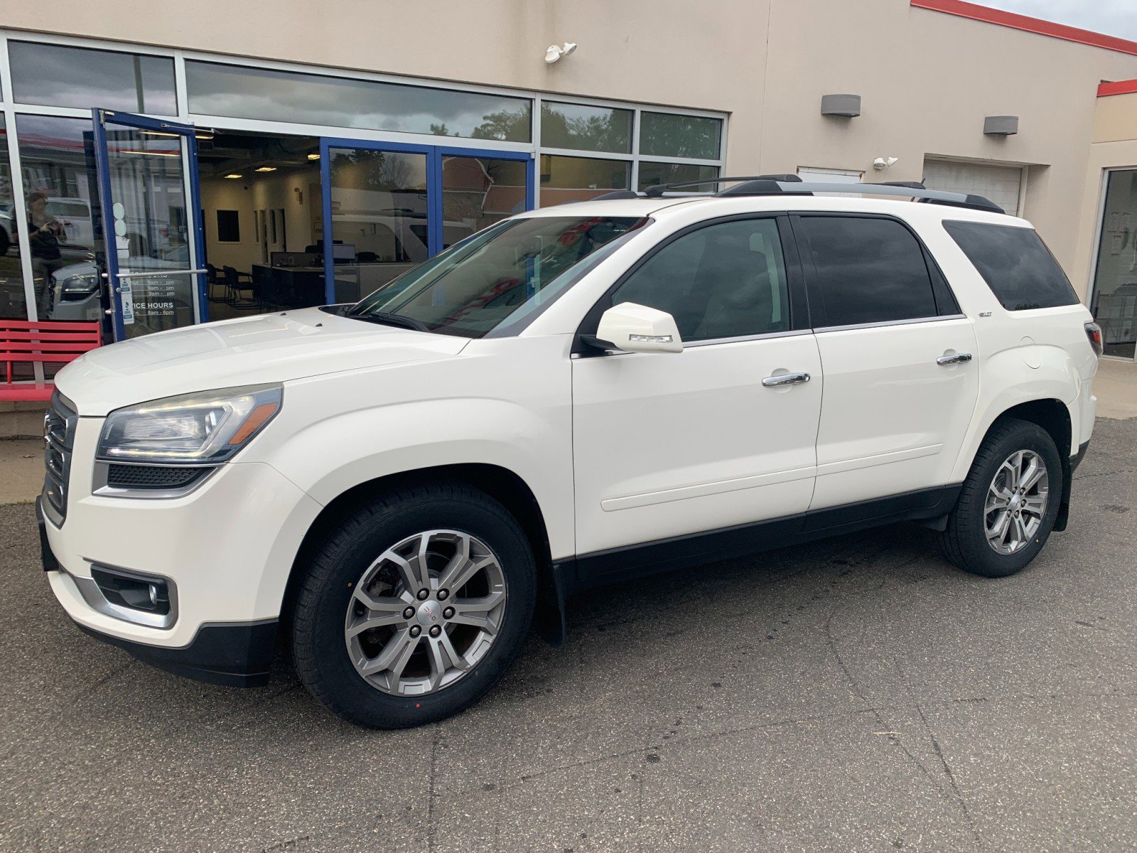 Used 2015 GMC Acadia SLT w/ Technology Package