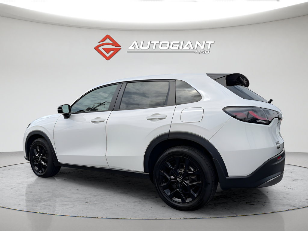 Used 2024 Honda HR-V Sport image 4