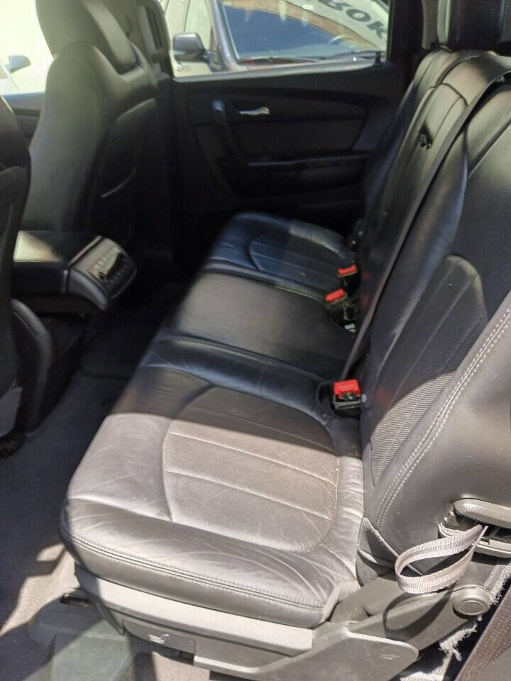 Used 2012 GMC Acadia Denali image 10