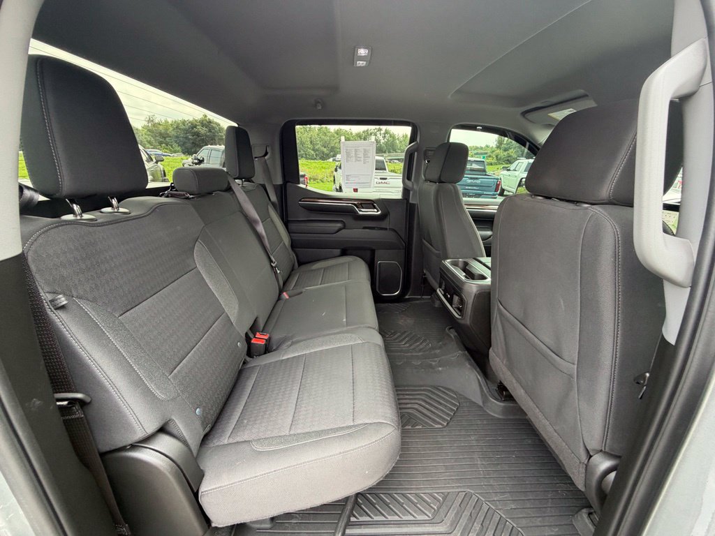 Used 2023 Chevrolet Silverado 1500 RST AWD/4WD image 23