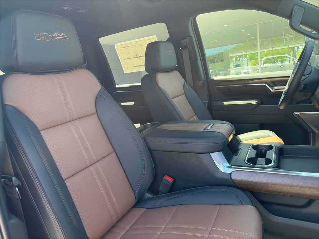 New 2026 Chevrolet Silverado 3500 High Country w/ High Country Premium Package AWD/4WD image 17