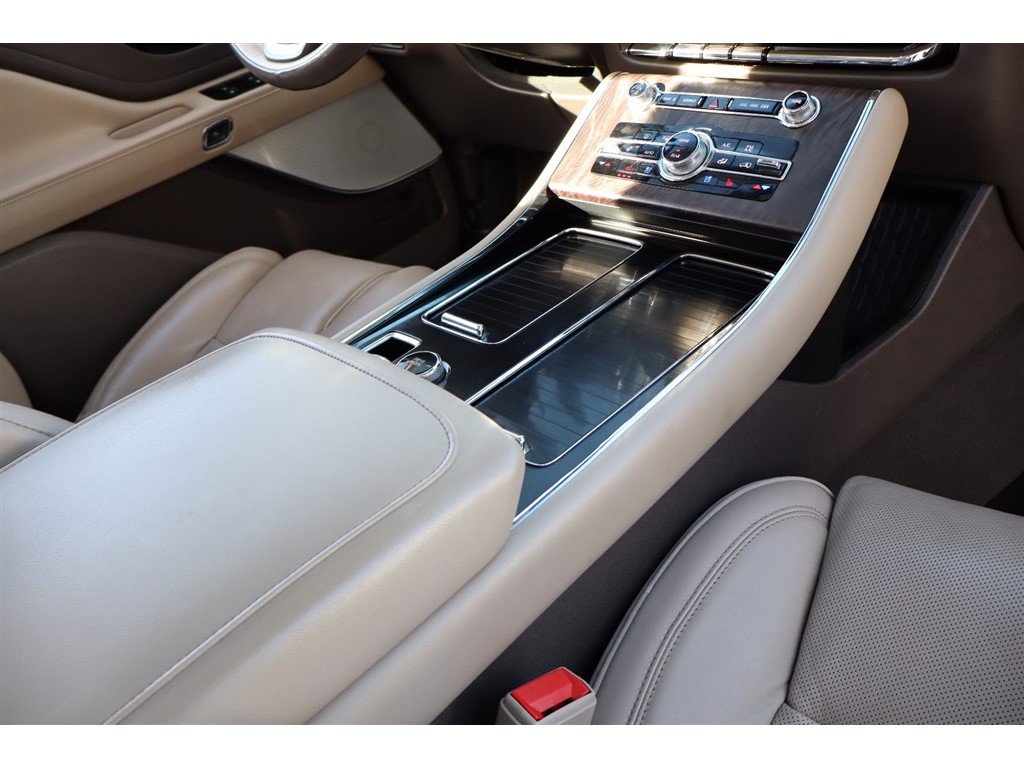 Used 2022 Lincoln Aviator Reserve w/ Equipment Group 201A image 18
