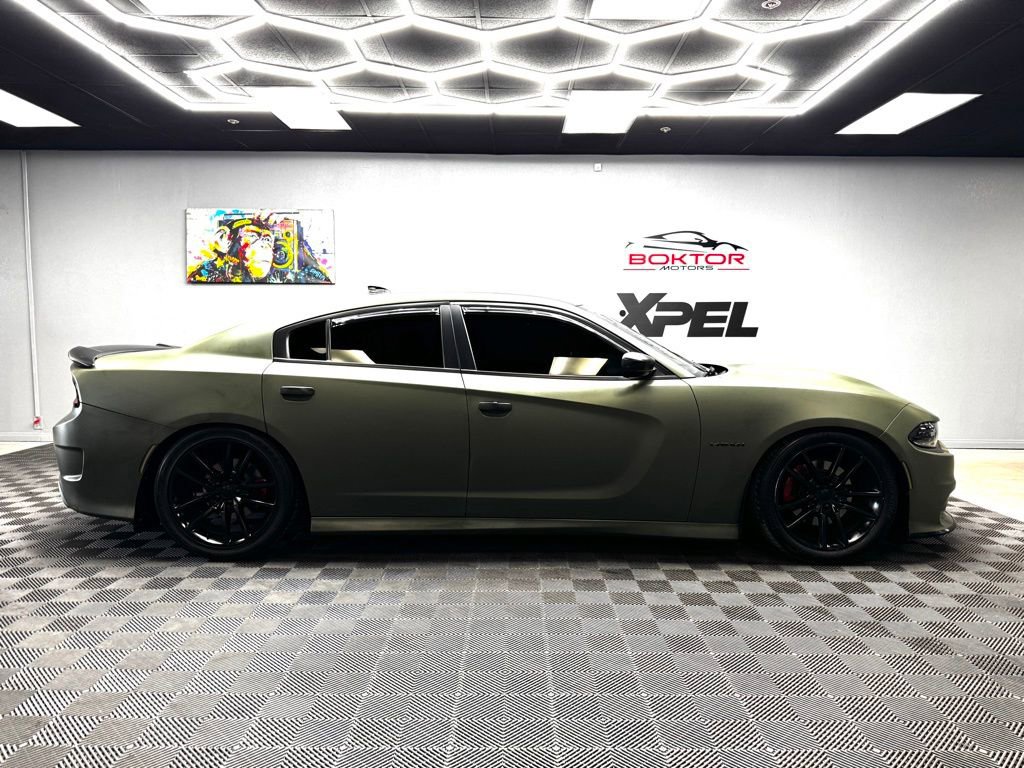 Used 2020 Dodge Charger R/T w/ Plus Group RWD image 17