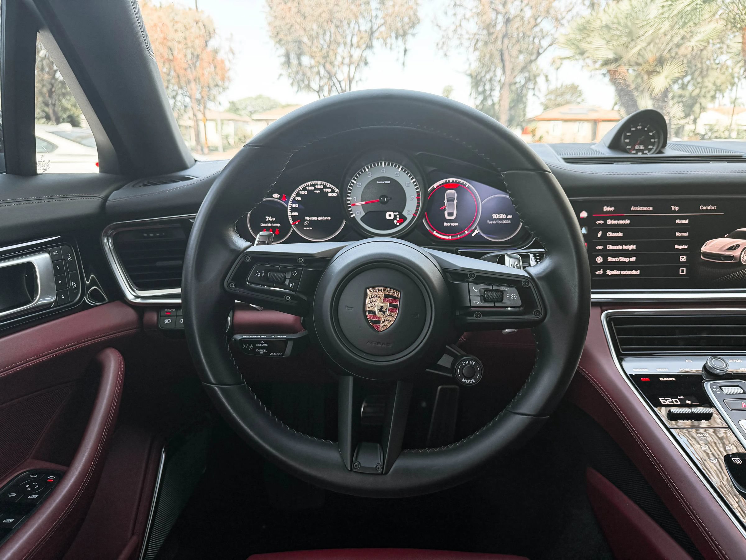 Used 2022 Porsche Panamera 4S AWD/4WD image 28