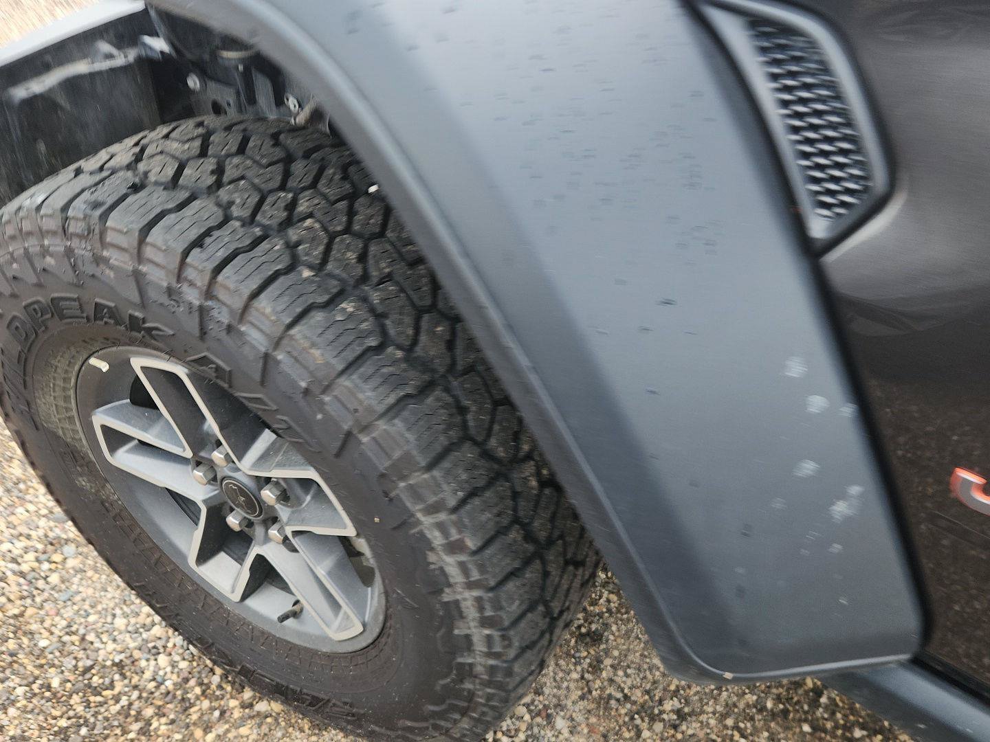 Used 2026 Jeep Gladiator Mojave AWD/4WD image 8