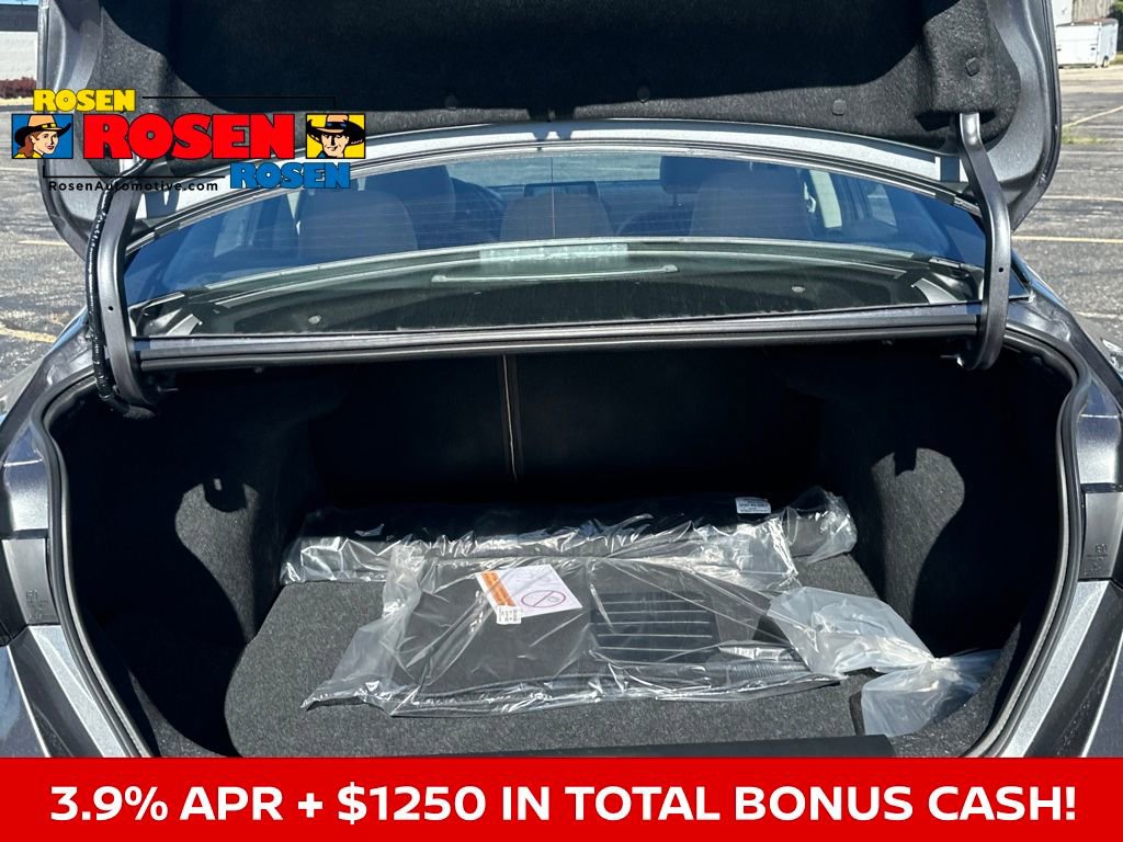 New 2025 Nissan Sentra SV w/ SV Premium Package image 34