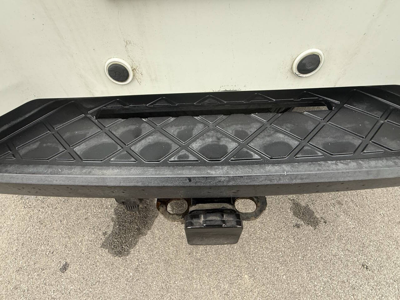 Used 2010 Nissan Armada Titanium AWD/4WD image 27