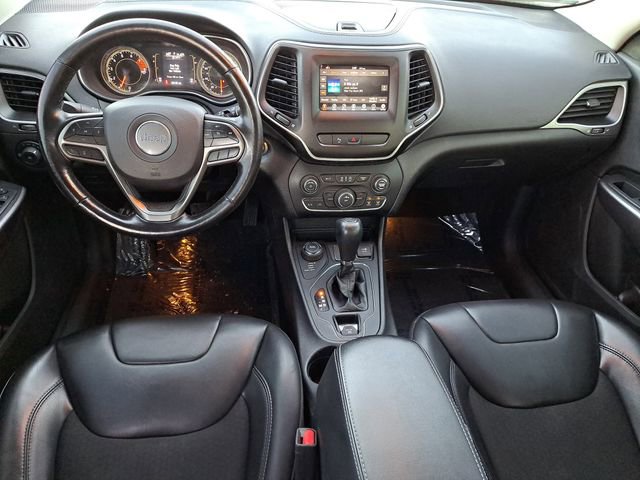 Used 2020 Jeep Cherokee Latitude Plus w/ Cold Weather Group image 24