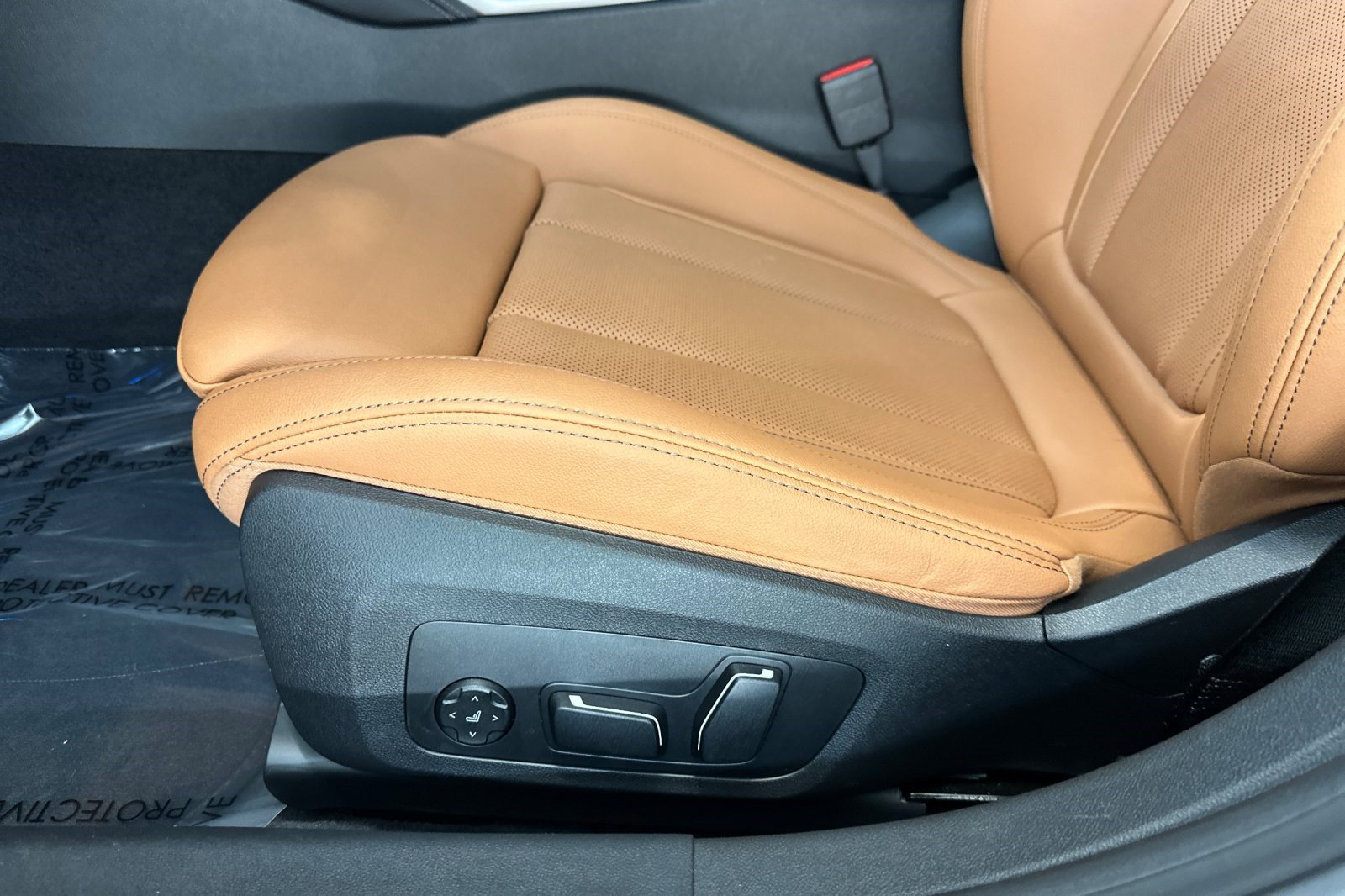 Certified 2025 BMW i4 eDrive40 w/ M Sport Package RWD image 14