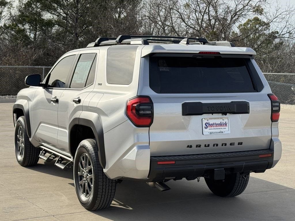 Used 2026 Toyota 4Runner SR5 image 4