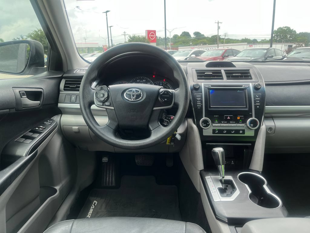 Used 2012 Toyota Camry LE FWD image 22