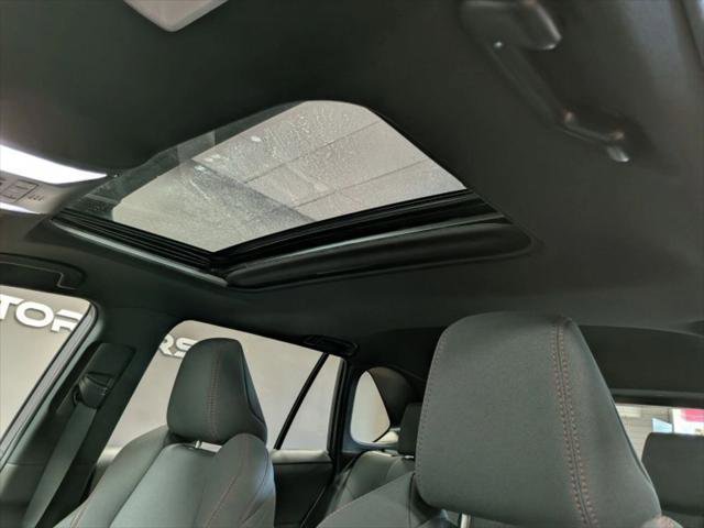 Used 2022 Toyota RAV4 SE image 23