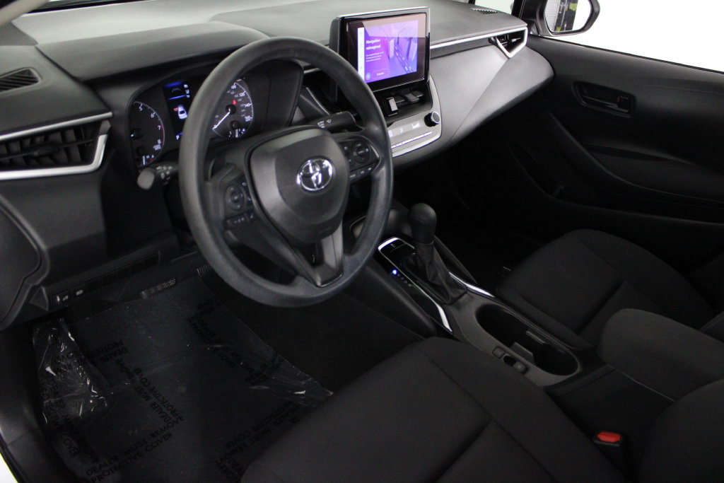 Used 2024 Toyota Corolla LE FWD image 18