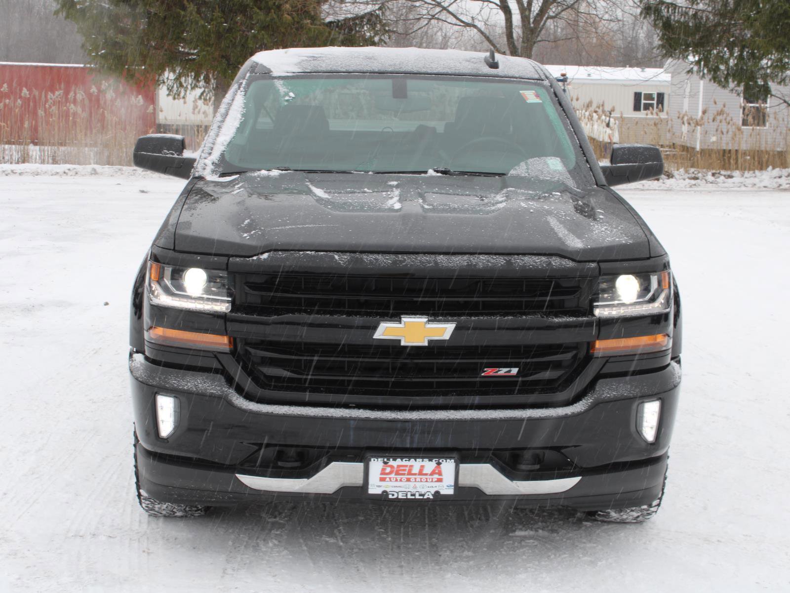 Used 2018 Chevrolet Silverado 1500 LT w/ All Star Edition image 2