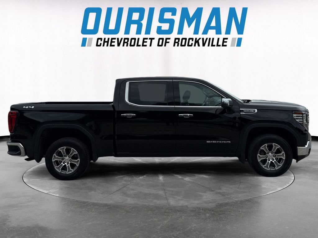 Used 2024 GMC Sierra 1500 SLT AWD/4WD image 7