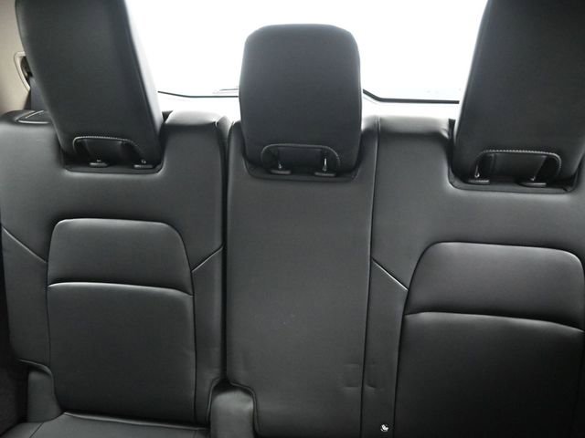 Used 2024 Nissan Pathfinder Platinum image 16