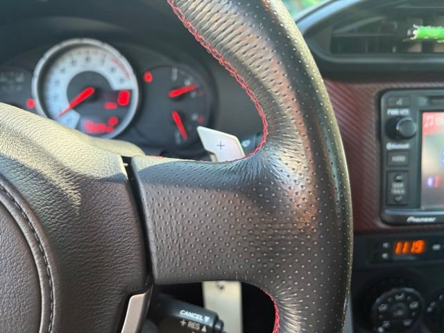 Used 2015 Scion FR-S RWD image 32