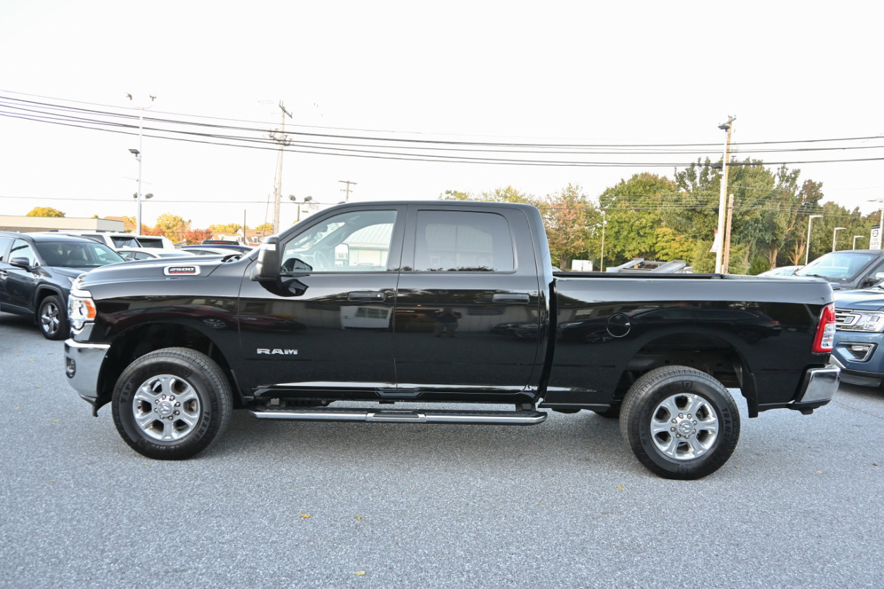 Used 2024 RAM 2500 Big Horn w/ Bed Utility Group image 6