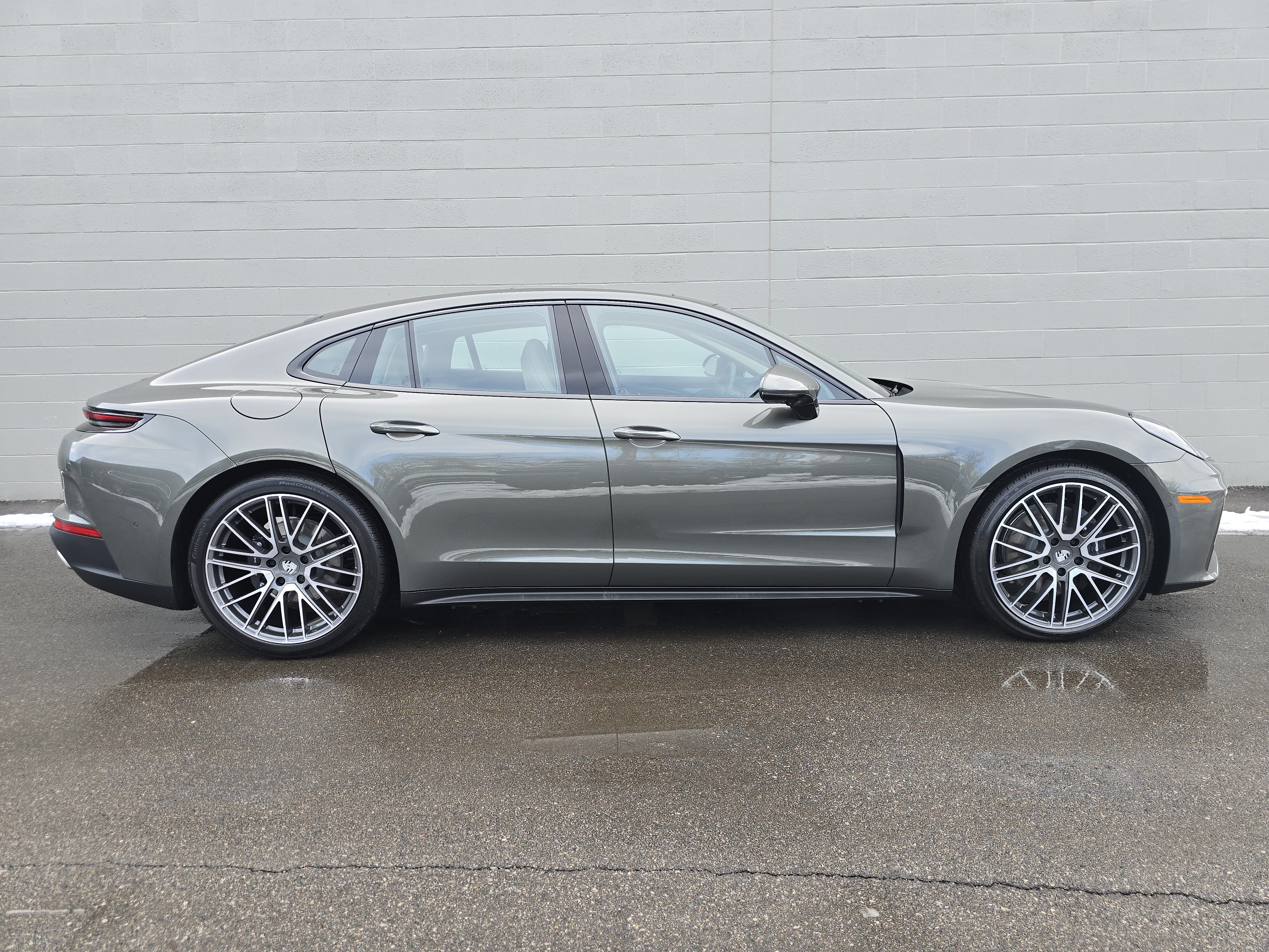 New 2026 Porsche Panamera 4 AWD/4WD image 10