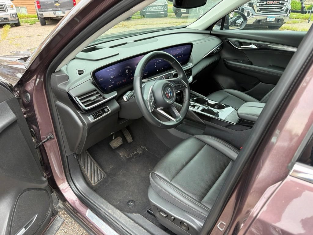 Used 2024 Buick Envision Preferred AWD/4WD image 10