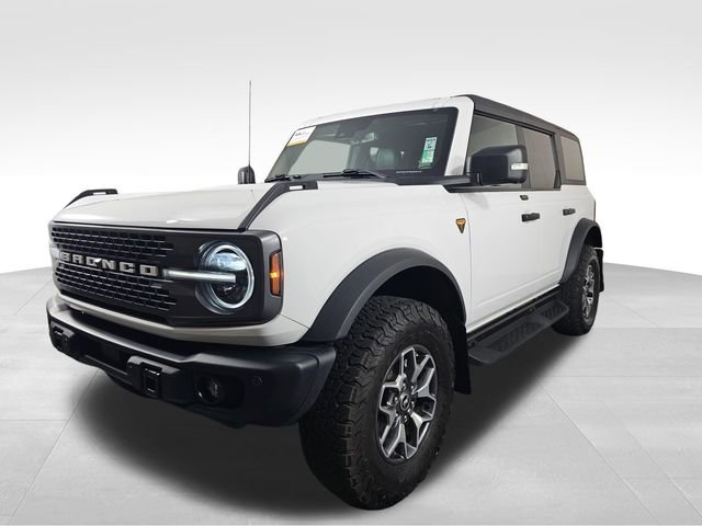 Certified 2023 Ford Bronco Badlands image 3