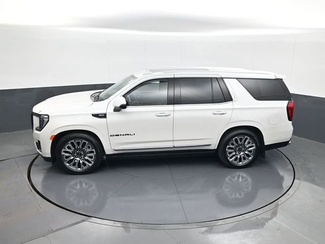 Certified 2023 GMC Yukon Denali Ultimate w/ LPO, Floor Liner Package AWD/4WD image 21