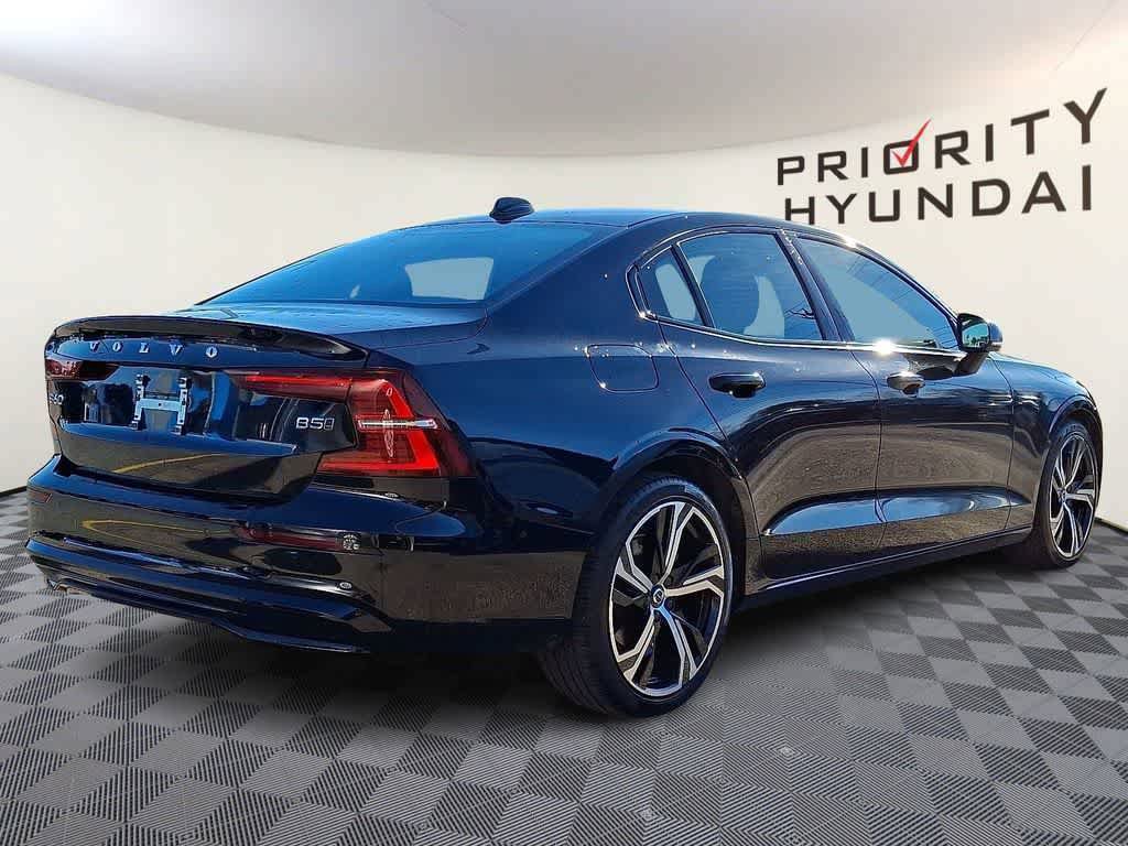 Used 2024 Volvo S60 B5 Core AWD/4WD image 4