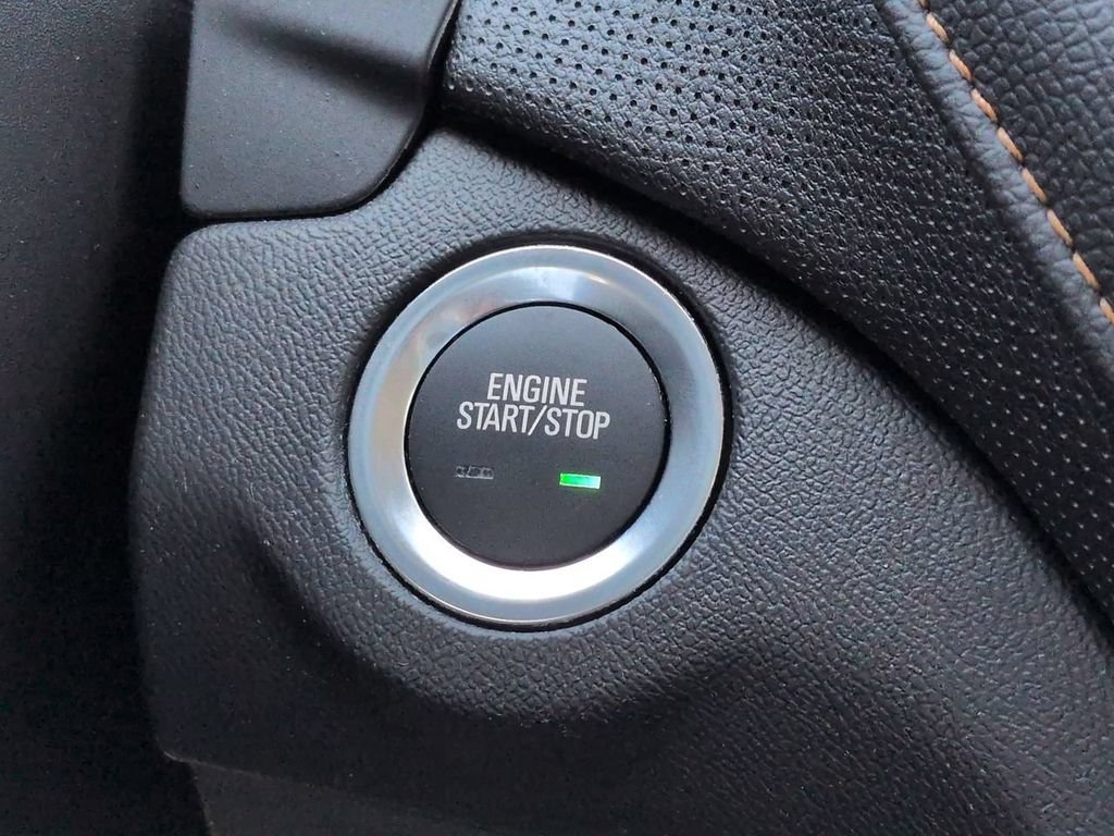 Used 2024 Chevrolet Equinox Premier FWD image 27