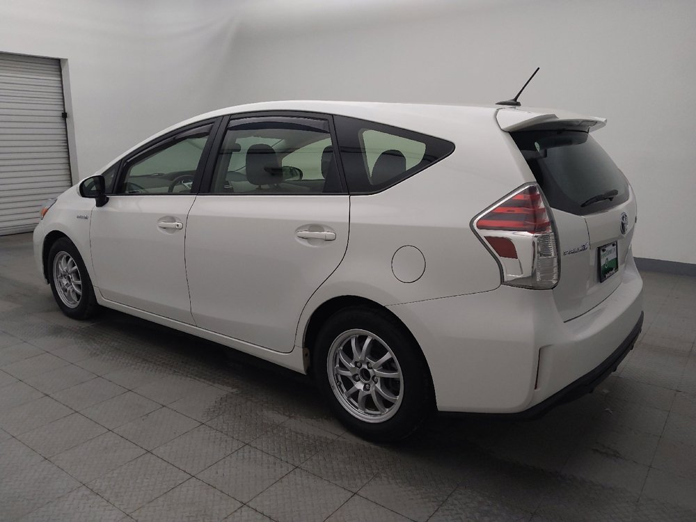 Used 2015 Toyota Prius V Two image 3