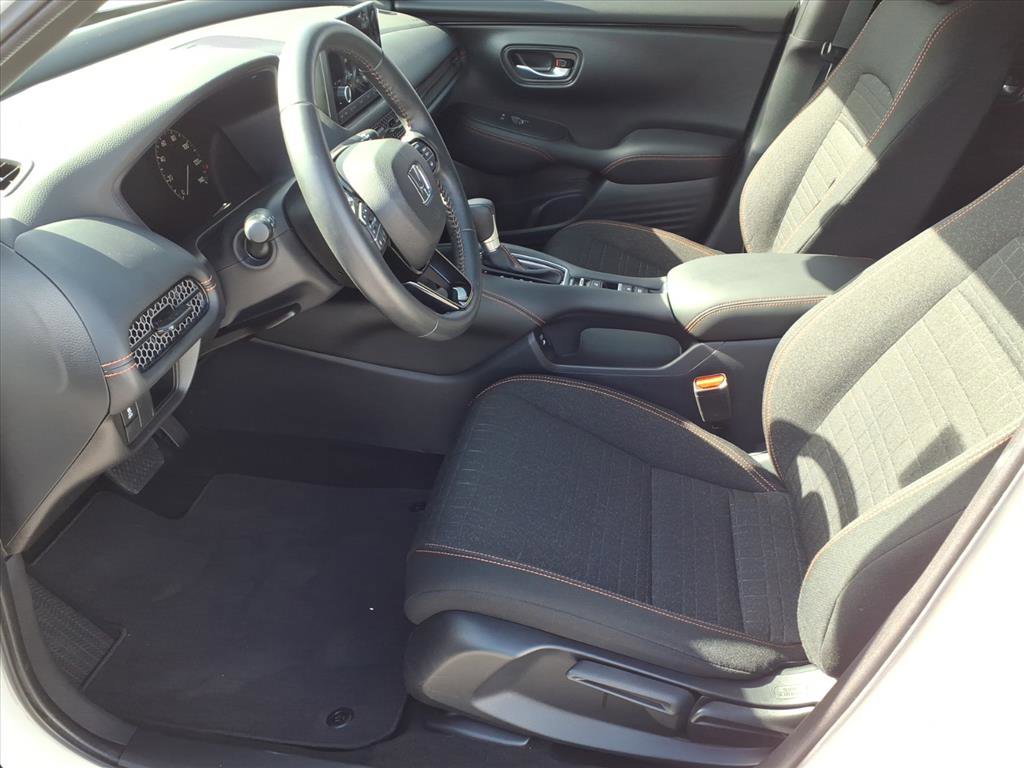 Used 2024 Honda HR-V Sport image 11
